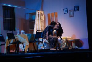1. MNC Play-Bus Itna Sa Khwab 17.3.11-14