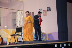 1. MNC Play-Bus Itna Sa Khwab 17.3.11-2