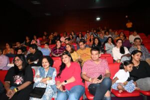 Comedy-Play-1